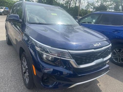 2023 Kia Seltos EX