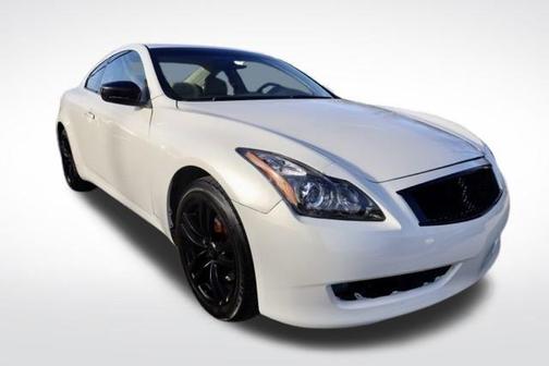 2009 INFINITI G37x Base