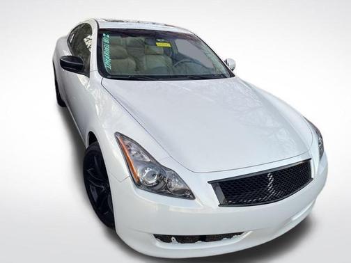 2009 INFINITI G37x Base