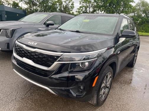 2023 Kia Seltos EX