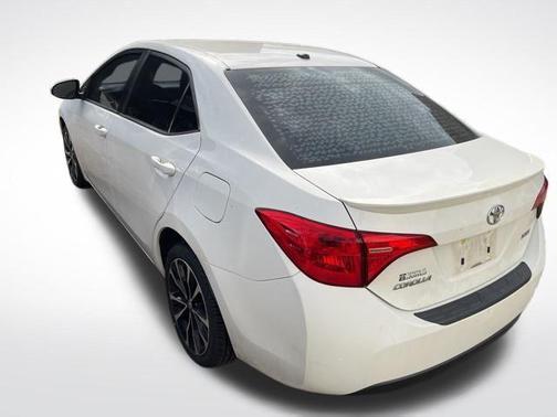 Super White 2017 Toyota Corolla EDITION