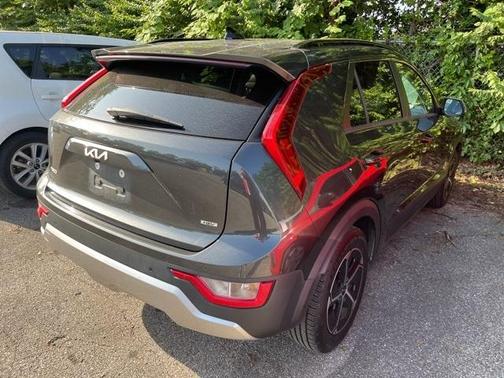 2023 Kia Niro EX