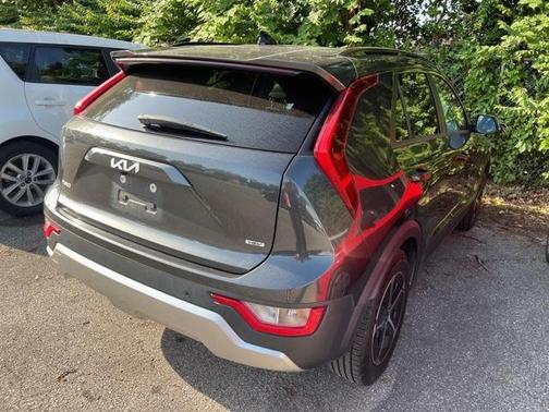 2023 Kia Niro EX