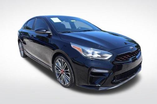 Aurora Black Pearl 2021 Kia Forte GT