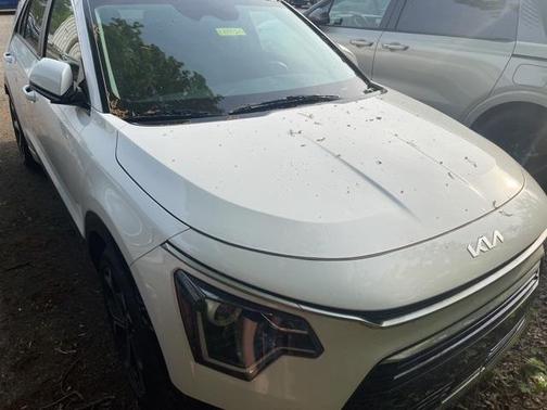2023 Kia Niro EX Touring