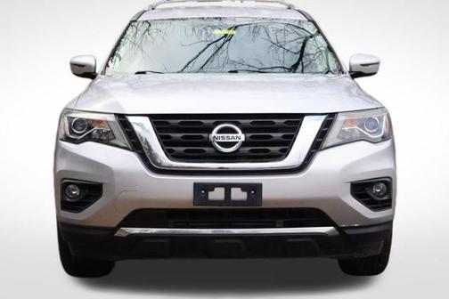2019 Nissan Pathfinder SV
