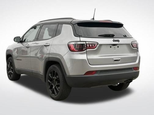 2022 Jeep Compass Altitude