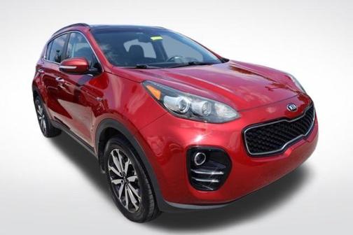 Hyper Red 2018 Kia Sportage EX