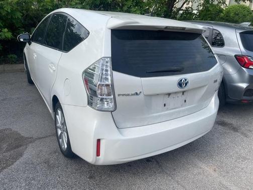2012 Toyota Prius v Five