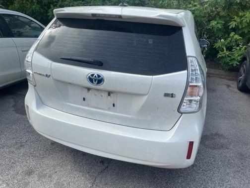 2012 Toyota Prius v Five