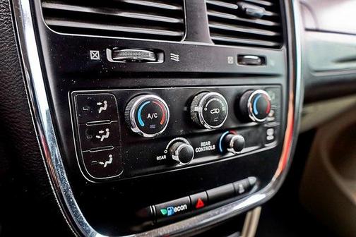 2016 Dodge Grand Caravan AVP/SE