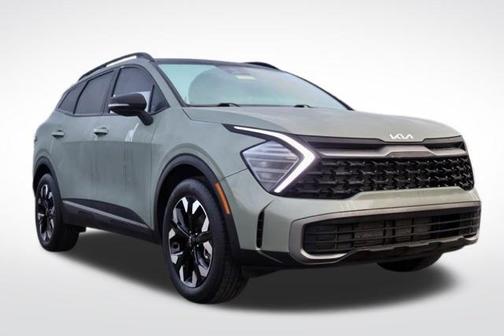 Jungle Green 2024 Kia Sportage X-Line