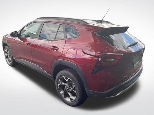 Crimson Metallic 2024 Chevrolet Trax LT