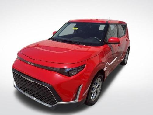 Inferno Red 2024 Kia Soul LX
