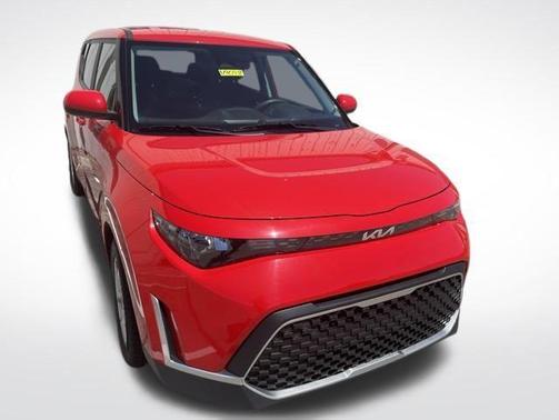 Inferno Red 2024 Kia Soul LX
