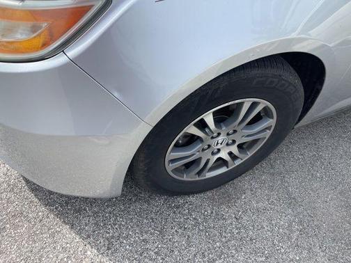 Alabaster Silver Metallic 2012 Honda Odyssey EX-L