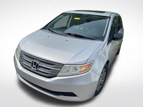 Alabaster Silver Metallic 2012 Honda Odyssey EX-L
