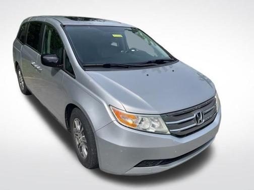 Alabaster Silver Metallic 2012 Honda Odyssey EX-L