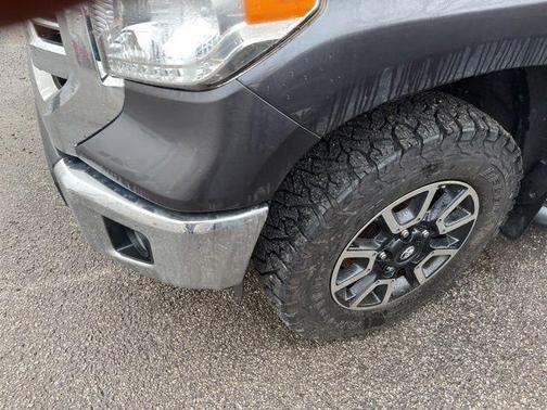 2016 Toyota Tundra SR5