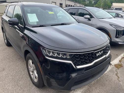 2022 Kia Sorento LX