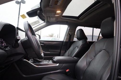 2022 Toyota Highlander Limited