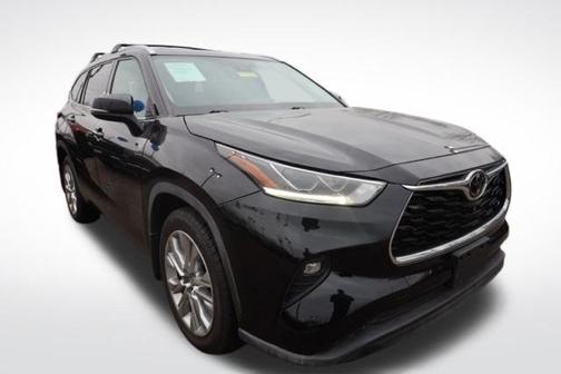 2022 Toyota Highlander Limited