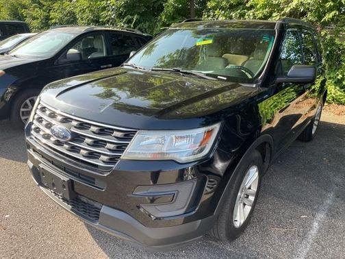 2017 Ford Explorer Base