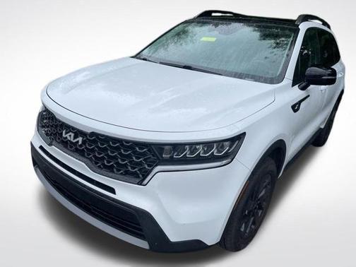 Glacial White Pearl 2022 Kia Sorento S