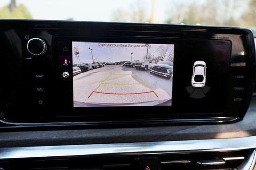 Ebony Black 2022 Kia K5 EX