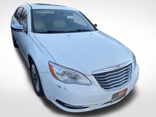2011 Chrysler 200 Limited