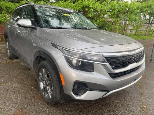 2023 Kia Seltos S