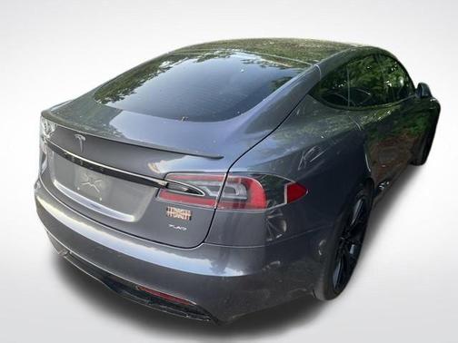 2021 Tesla Model S Plaid