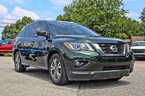 2018 Nissan Pathfinder SL
