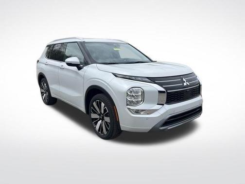 2025 Mitsubishi Outlander SEL
