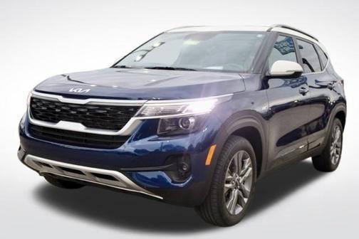 Dark Ocean Blue / White Roof 2023 Kia Seltos S