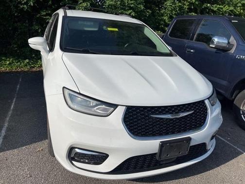 2021 Chrysler Pacifica Touring