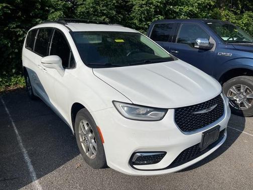 2021 Chrysler Pacifica Touring