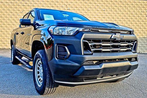 2025 Chevrolet Colorado WT