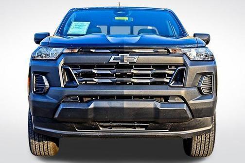 2025 Chevrolet Colorado WT