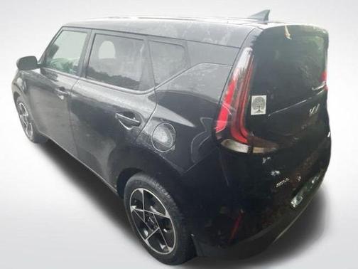 Fusion Orange 2023 Kia Soul EX
