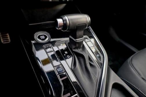2024 Kia Niro EX Touring