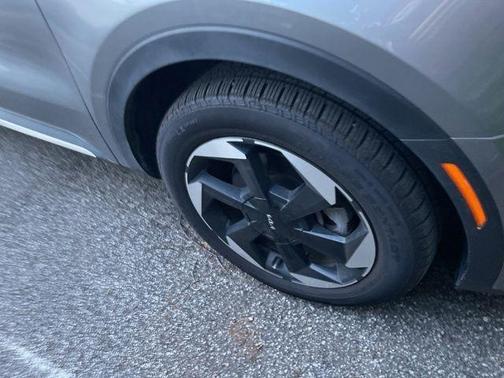 Steel Gray 2025 Kia Sorento Hybrid SX Prestige