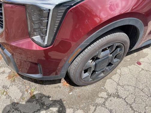 Red 2025 Kia Sorento SX Prestige