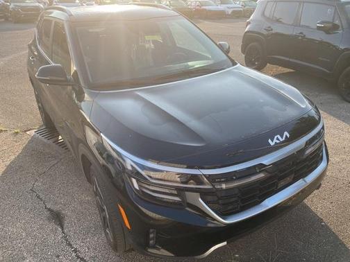 2024 Kia Seltos SX