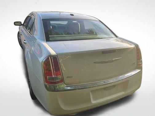Bright White Clearcoat 2014 Chrysler 300C Base