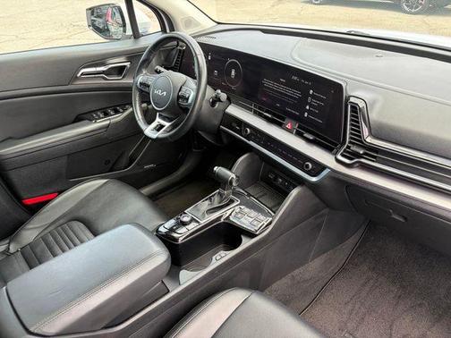 Glacial White Pearl 2023 Kia Sportage SX-Prestige