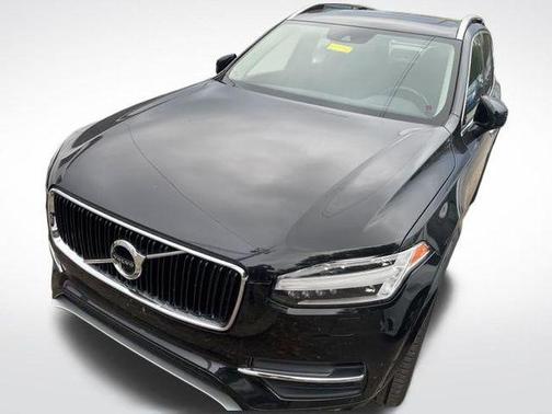 2018 Volvo XC90 T5 Momentum