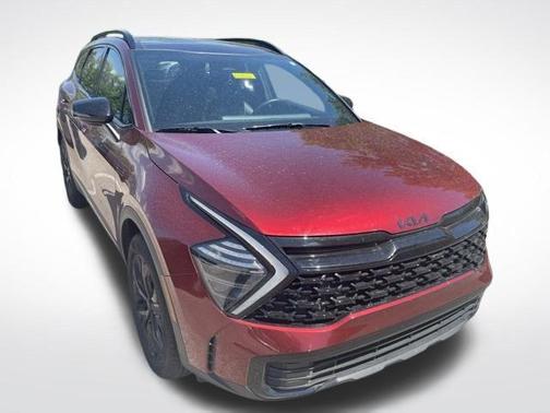 Red 2025 Kia Sportage X-Line
