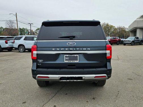 2023 Ford Expedition XLT