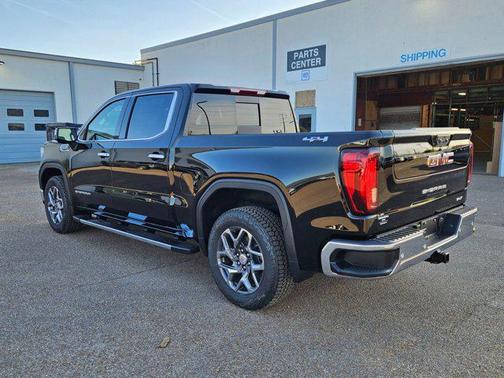Onyx Black 2026 GMC Sierra 1500 SLT
